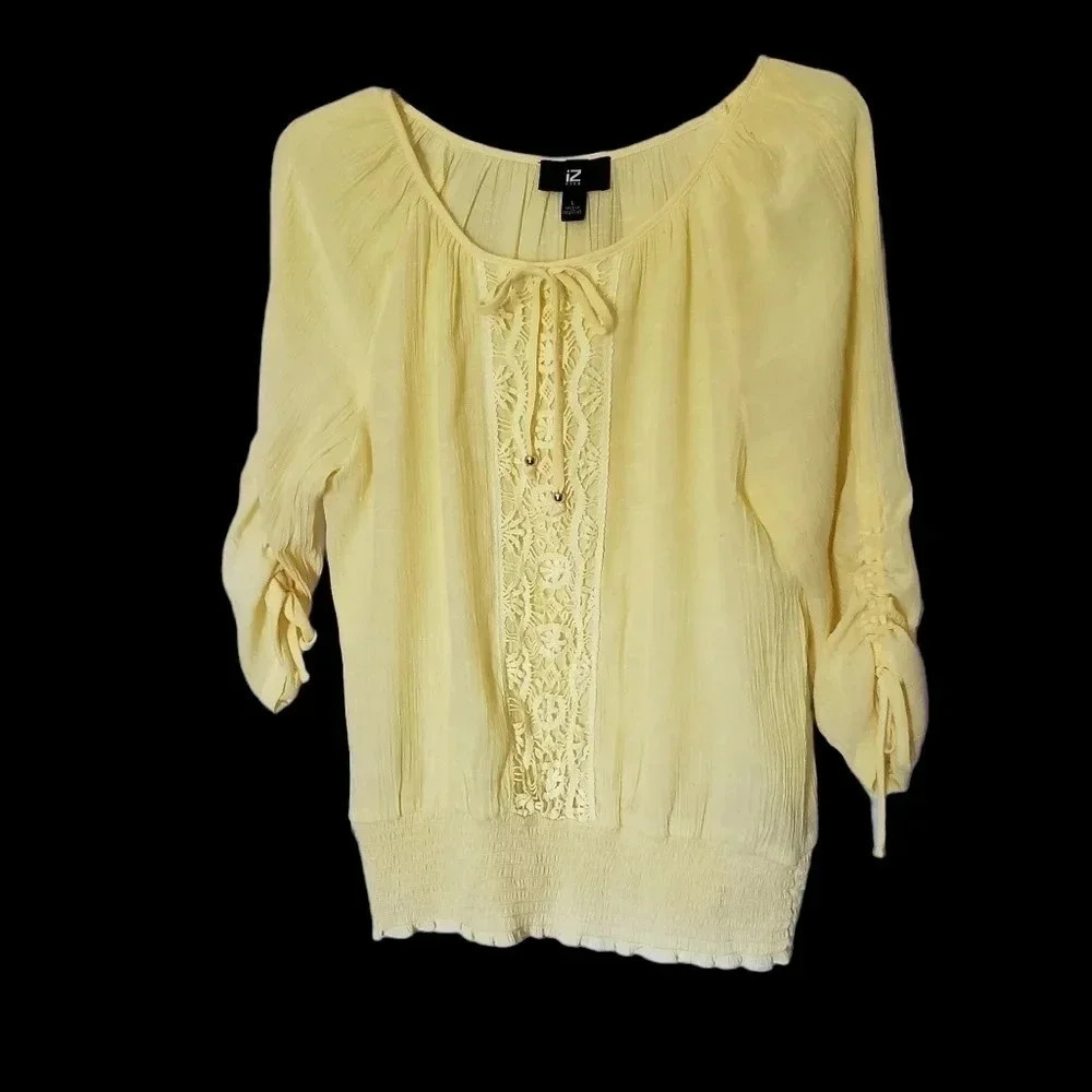 -IZ Byer women blouse size L yellow color